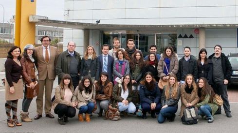 Cecofar y la Facultad de Farmacia de Sevilla apuestan por la formación práctica de los alumnos Cecofar y la Facultad de Farmacia de Sevilla apuestan por la formación práctica de los alumnos