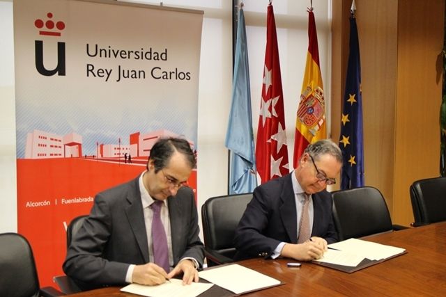 La Universidad Rey Juan Carlos y el Colegio de Farmacéuticos de Madrid firman un convenio de colaboración La Universidad Rey Juan Carlos y el Colegio de Farmacéuticos de Madrid firman un convenio de colaboración