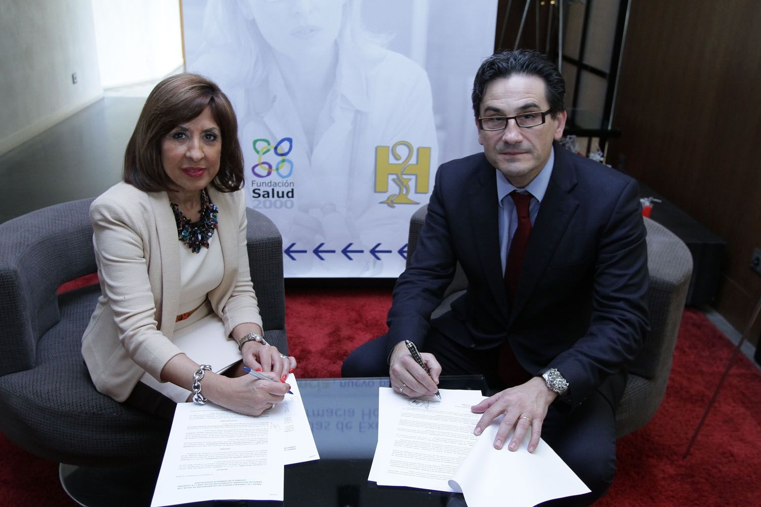 Mejorar la atención al paciente, objetivo del acuerdo entre la Fundación Salud 2000 y la Sociedad Española de Farmacia Hospitalaria