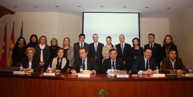 Luis González Díez presenta su candidatura al Colegio de Farmacéuticos de Madrid