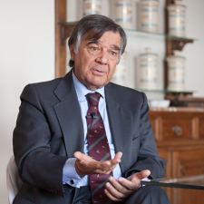 Luis González Luis González