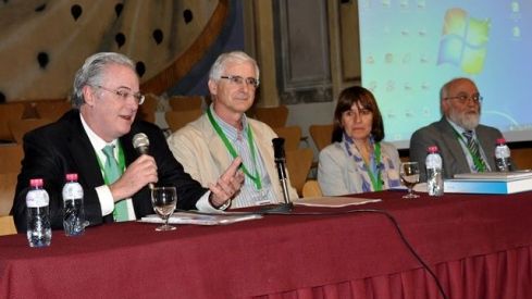 La adherencia al tratamiento, tema central del Simpodáder 2014