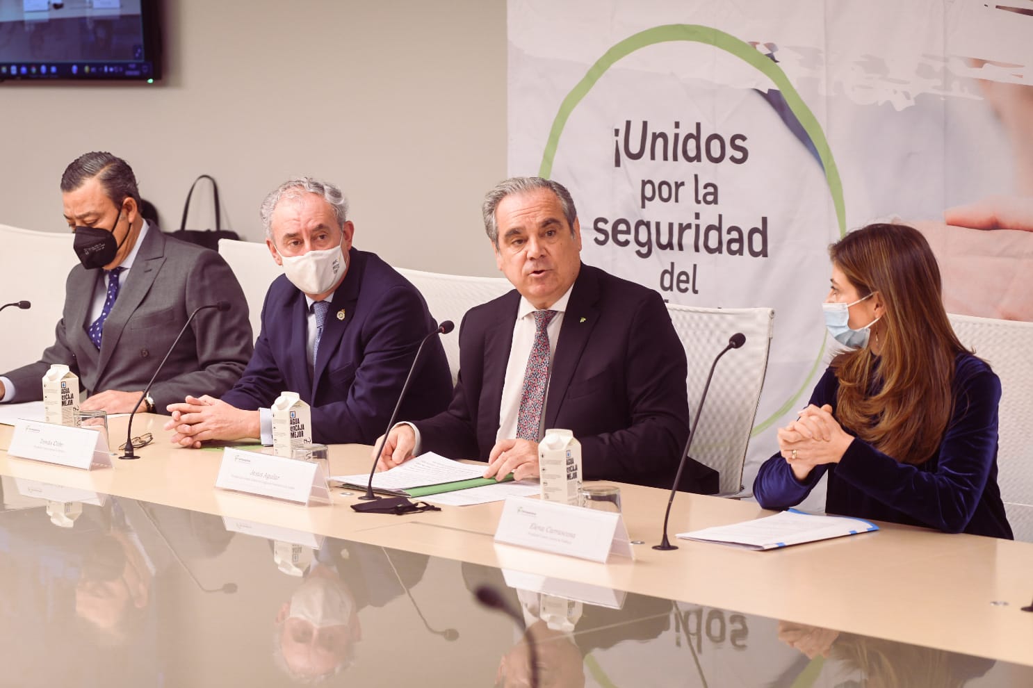 Óscar Castro, Tomás Cobo, Jesús Aguilar y Elena Carrascosa