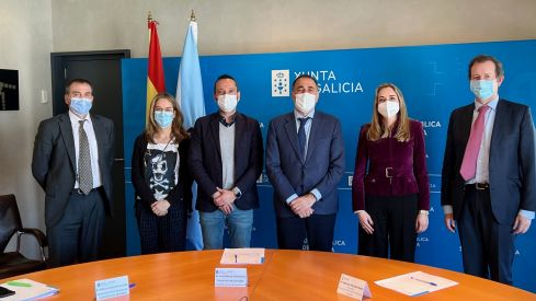 Foto de familia tras la reunión