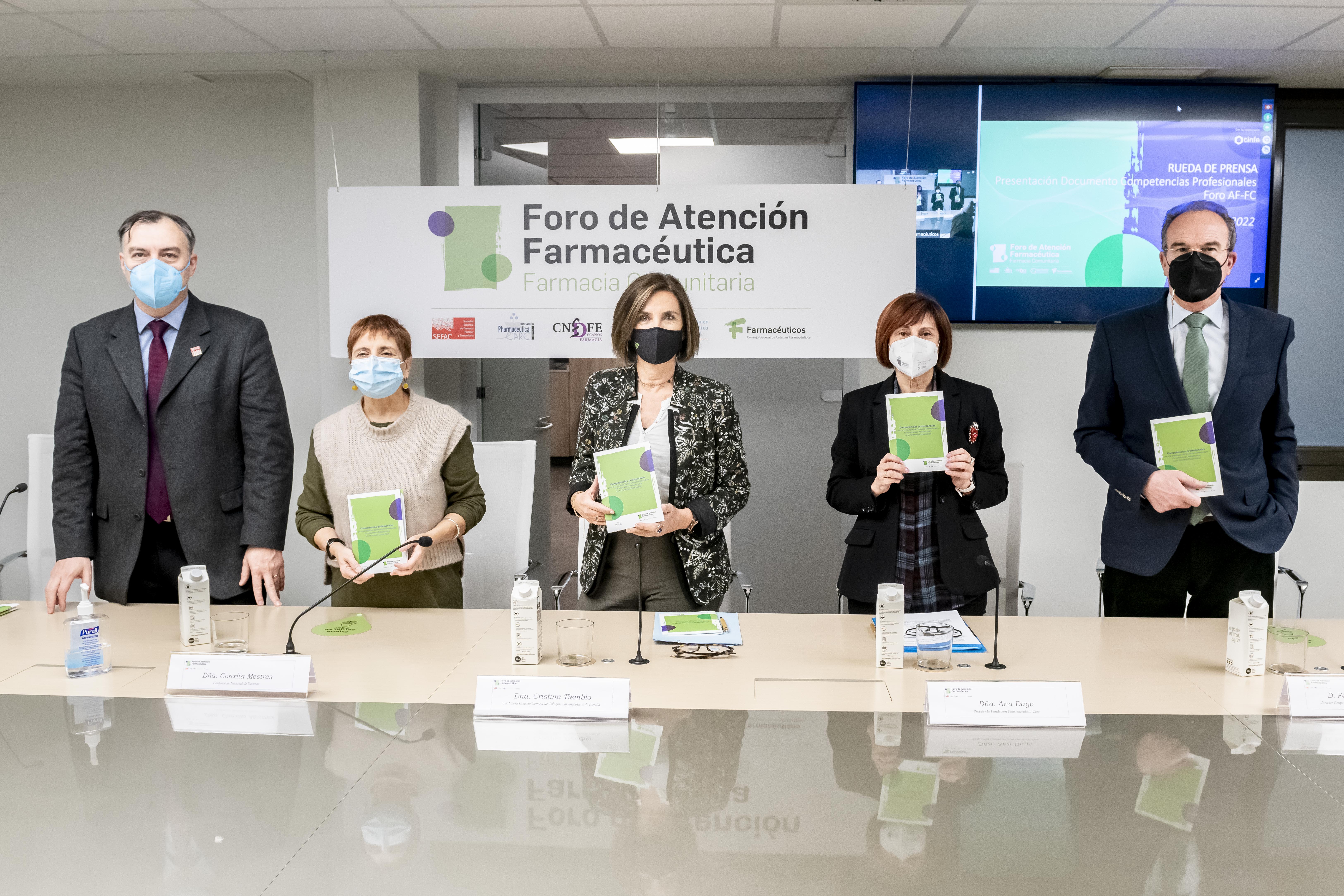 Vicente J. Baixauli, Conxita Mestres, Cristina Tiemblo, Ana Dago y Fernando Martínez 