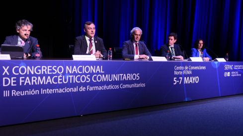 Javier Plaza, Vicente Baixauli, Enrique Ruiz, Manuel Martínez y Ana Molinero durante el acto inaugural 
