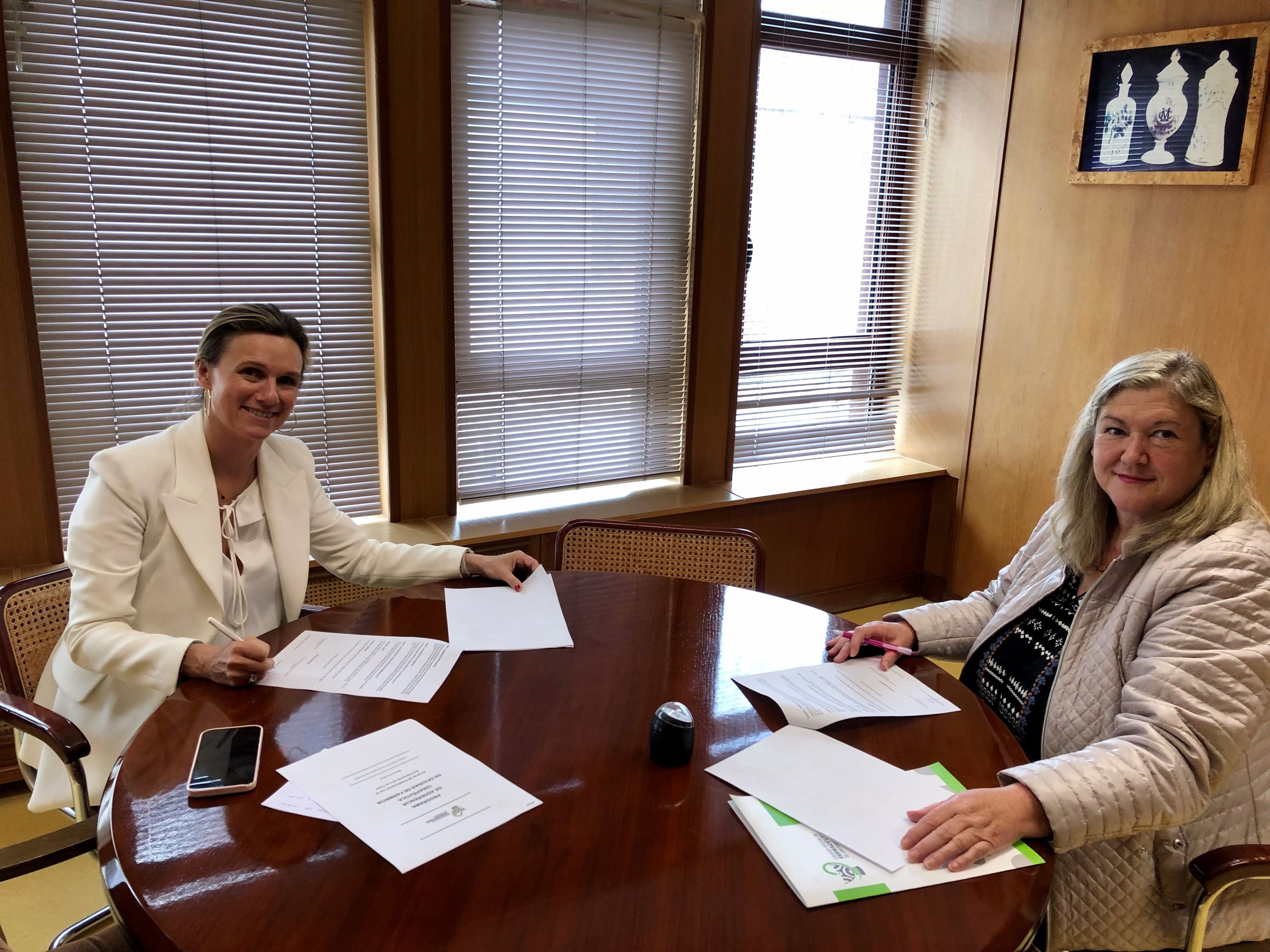 Rita de la Plaza Zubizarreta y María Belén Ceballos de la Herrán