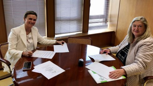 Rita de la Plaza Zubizarreta y María Belén Ceballos de la Herrán