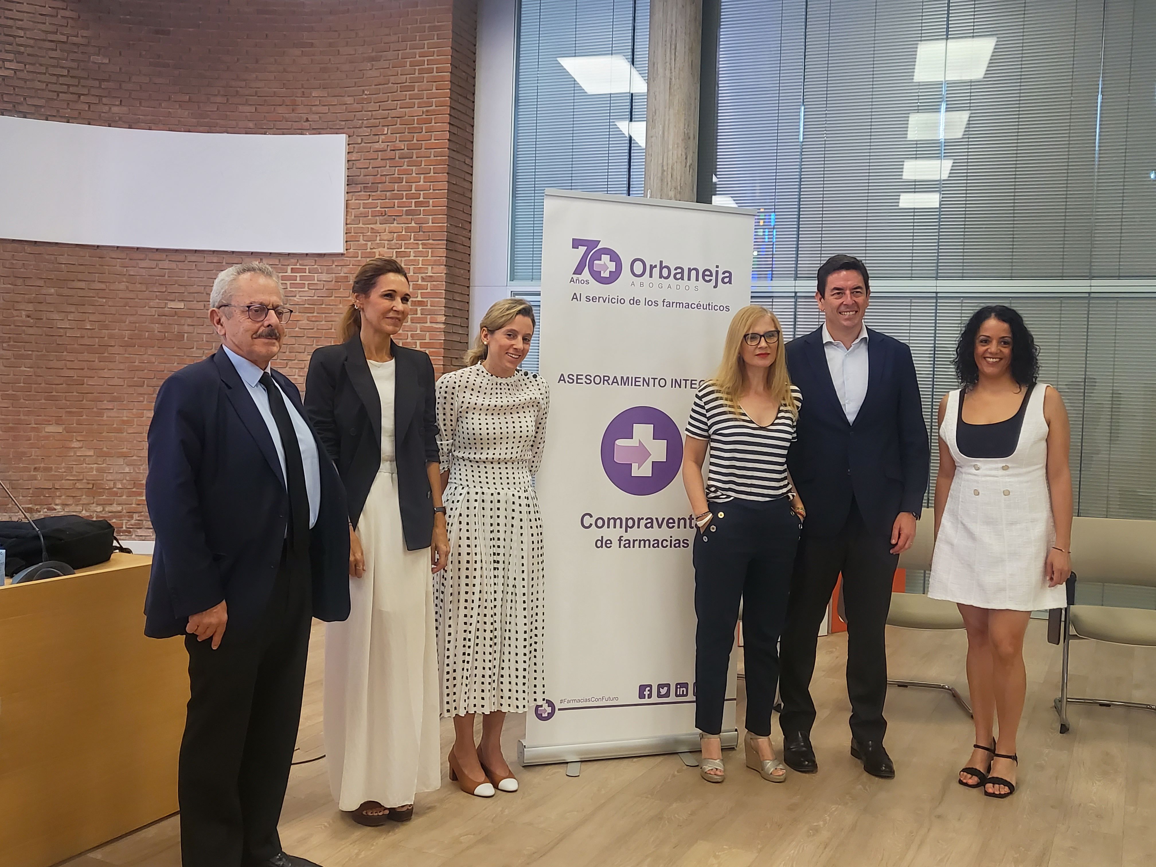 Lorenzo Prats, Carmen Castell, Blanca de Eugenio, Gema Suárez Mellado, Manuel Martínez del Peral y Rosa Blanco