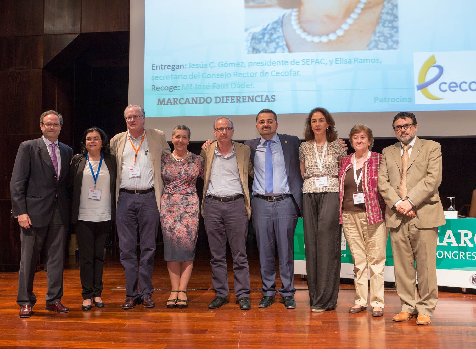 M.ª José Faus recibe el IV Premio SEFAC a la trayectoria profesional