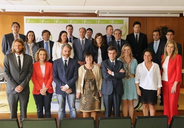 La nueva junta directiva del Colegio de Farmacéuticos de Cantabria tomó posesión