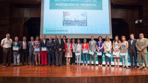 Las iniciativas científicas de los farmacéuticos comunitarios marcan diferencias en la mejora de la salud de la población Las iniciativas científicas de los farmacéuticos comunitarios marcan diferencias en la mejora de la salud de la población