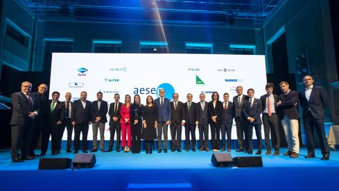 Foto de familia de los participantes en la gala