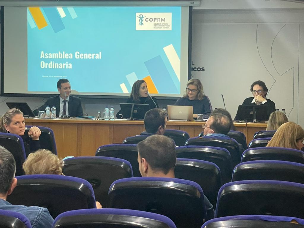 La directiva COFRM durante la Asamblea General