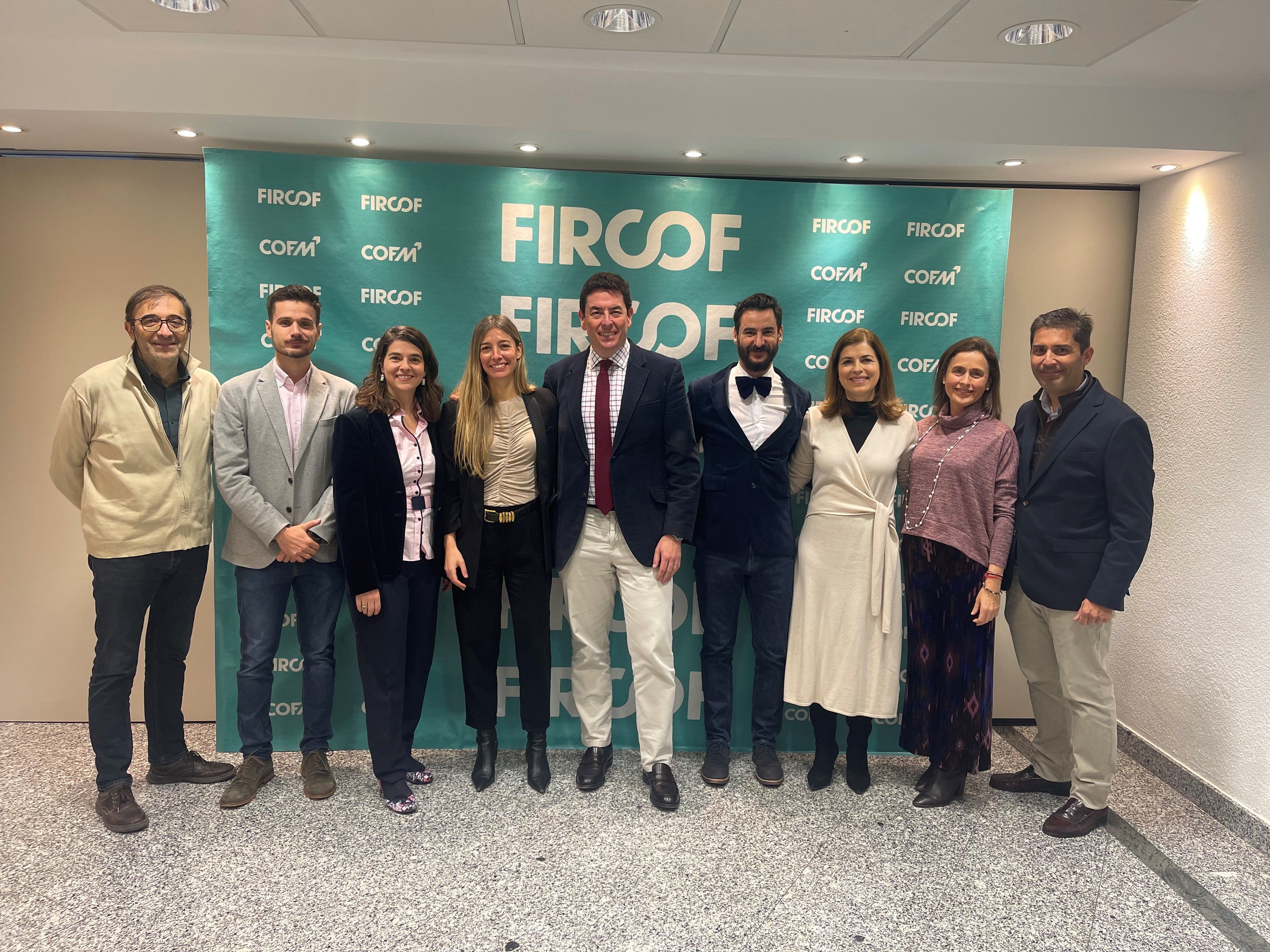 De izquierda a derecha: Alicia Herrero, Ignacio Padrino, Manuel Martínez del Peral, Cecilia Cueto-Felgueroso y Fernando Martínez