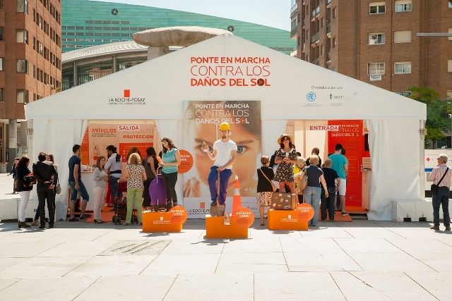 Una de cada quince personas que revisan sus lunares padece un tipo de cáncer de piel o lunar sospechoso