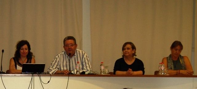 La CEU-UCH presenta en el COF de Valencia los nuevos Grados en Nutrición y en Óptica para profesionales