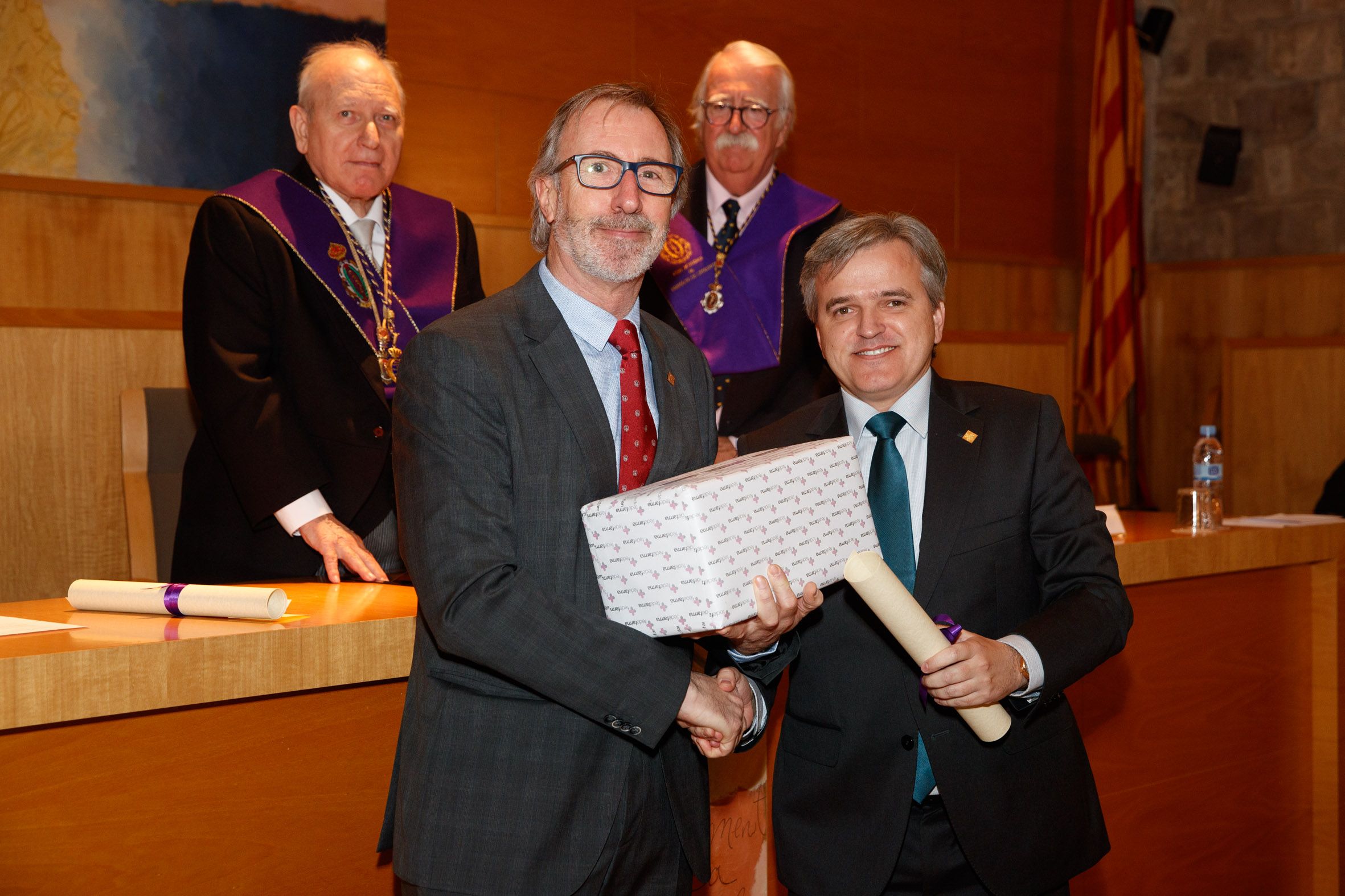 Vicenç J. Calduch, reconocido con el premio fedefarma de la RAFC