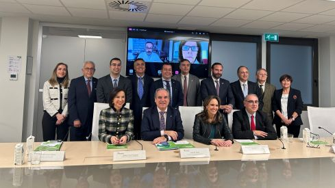 Los representantes de la Mesa de la Profesión Farmacéutica