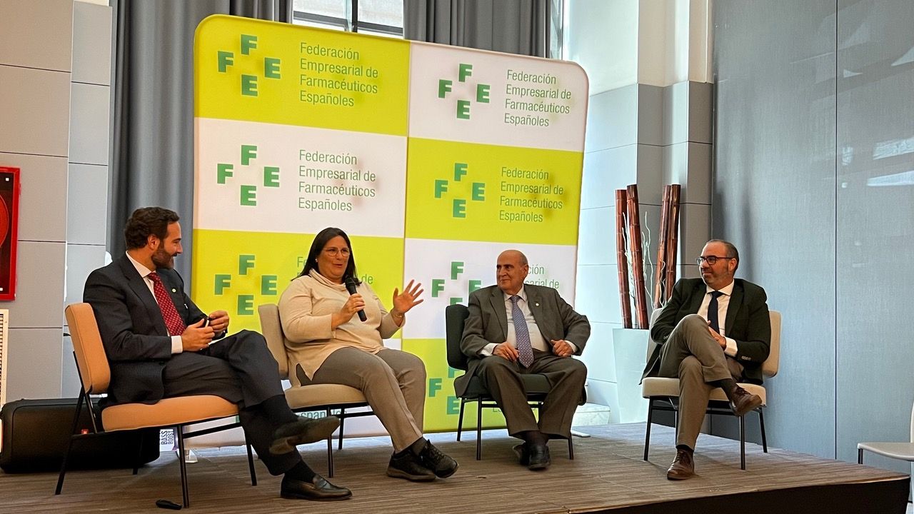 Luis de Palacio, Pilar Romero, Enrique Granda y Leopoldo González