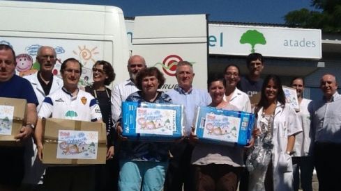 Cofares dona a Atades productos de parafarmacia e higiene