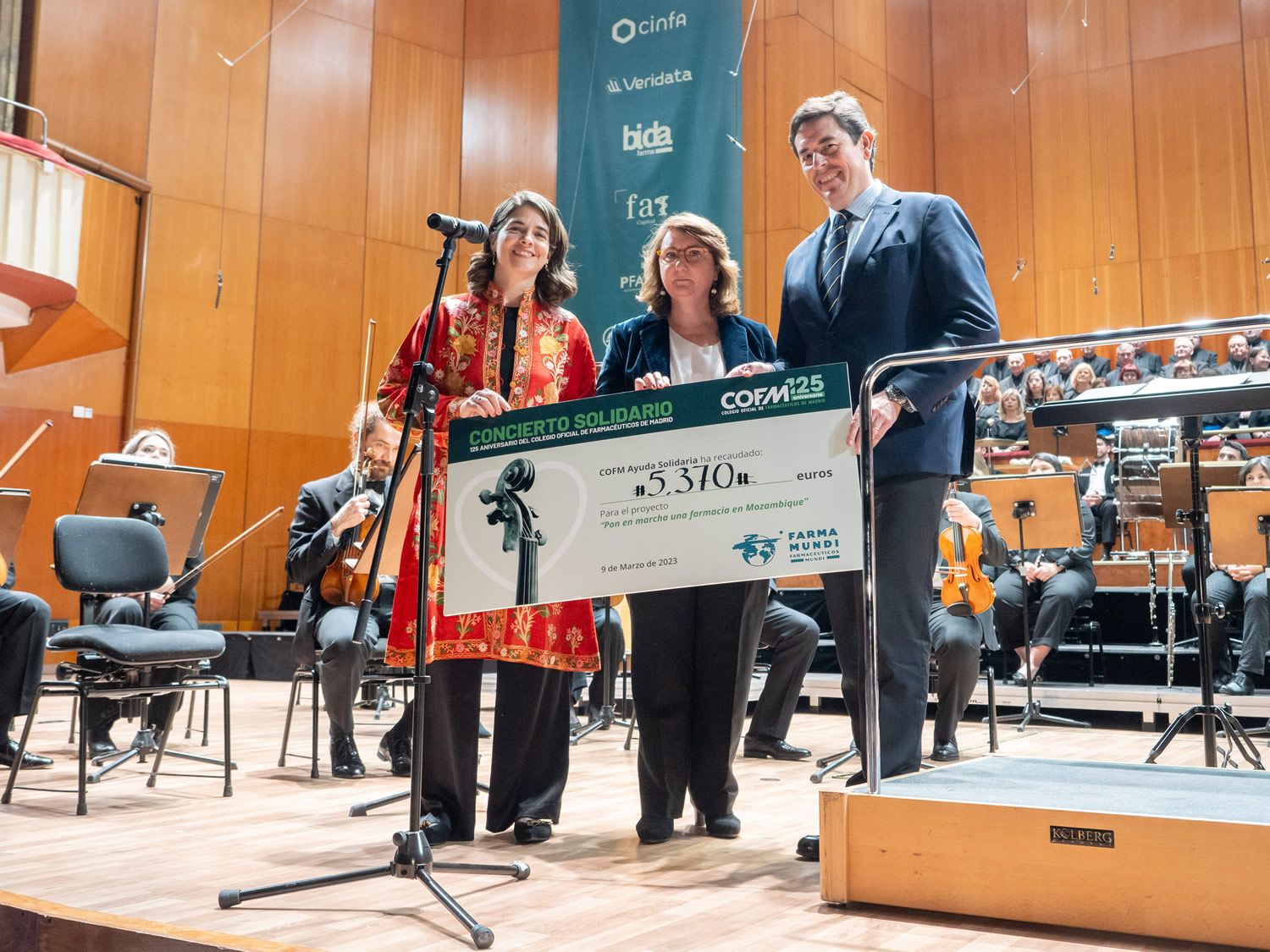 Esther Calvo, Sara Valverde y Manuel Martínez del Peral 