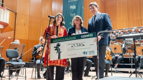 Esther Calvo, Sara Valverde y Manuel Martínez del Peral 