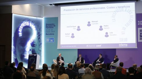 Un momento de la mesa «Prestación de servicios profesionales. Costes y beneficios»