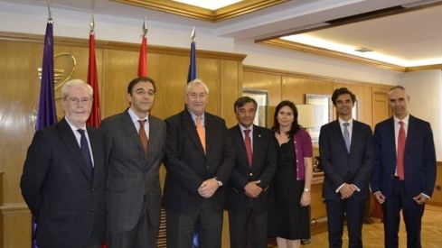 La Consejería de Sanidad y el Colegio de Madrid se reunirán en septiembre para retomar la Ordenación, el Concierto y los Servicios