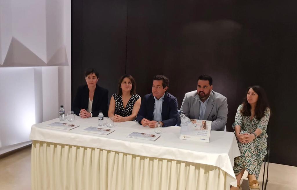 Rueda de prensa Farmacéuticos con Iniciativa Rueda de prensa Farmacéuticos con Iniciativa