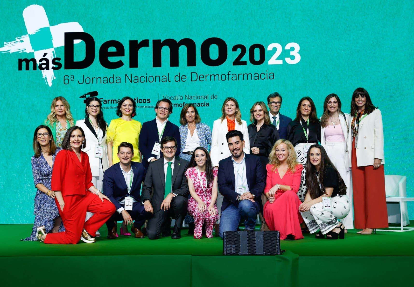 Foto de familia de los ponentes de MásDermo