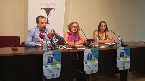 Javier Jimento, María Teresa Marín y Elena Bueno