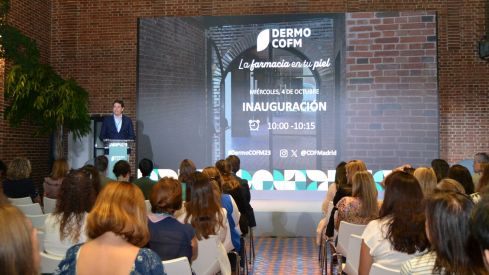 Manuel Martínez del Peral durante la inauguración de las IV Jornadas de DermoCOFM