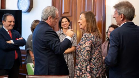 El Consejo General de Farmacéuticos junto a Francina Armengol