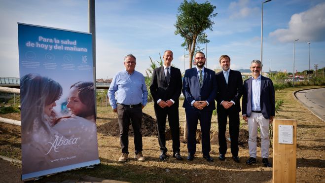 José Antonio Ricis, concejal de Verd Urbà, Salvatore Gargano, Director General Aboca España, David Bote, Alcalde de Mataró, Emanuele Manzitti, Cónsul de Italia en Barcelona, Jaume Pey, Director General de Anefp.