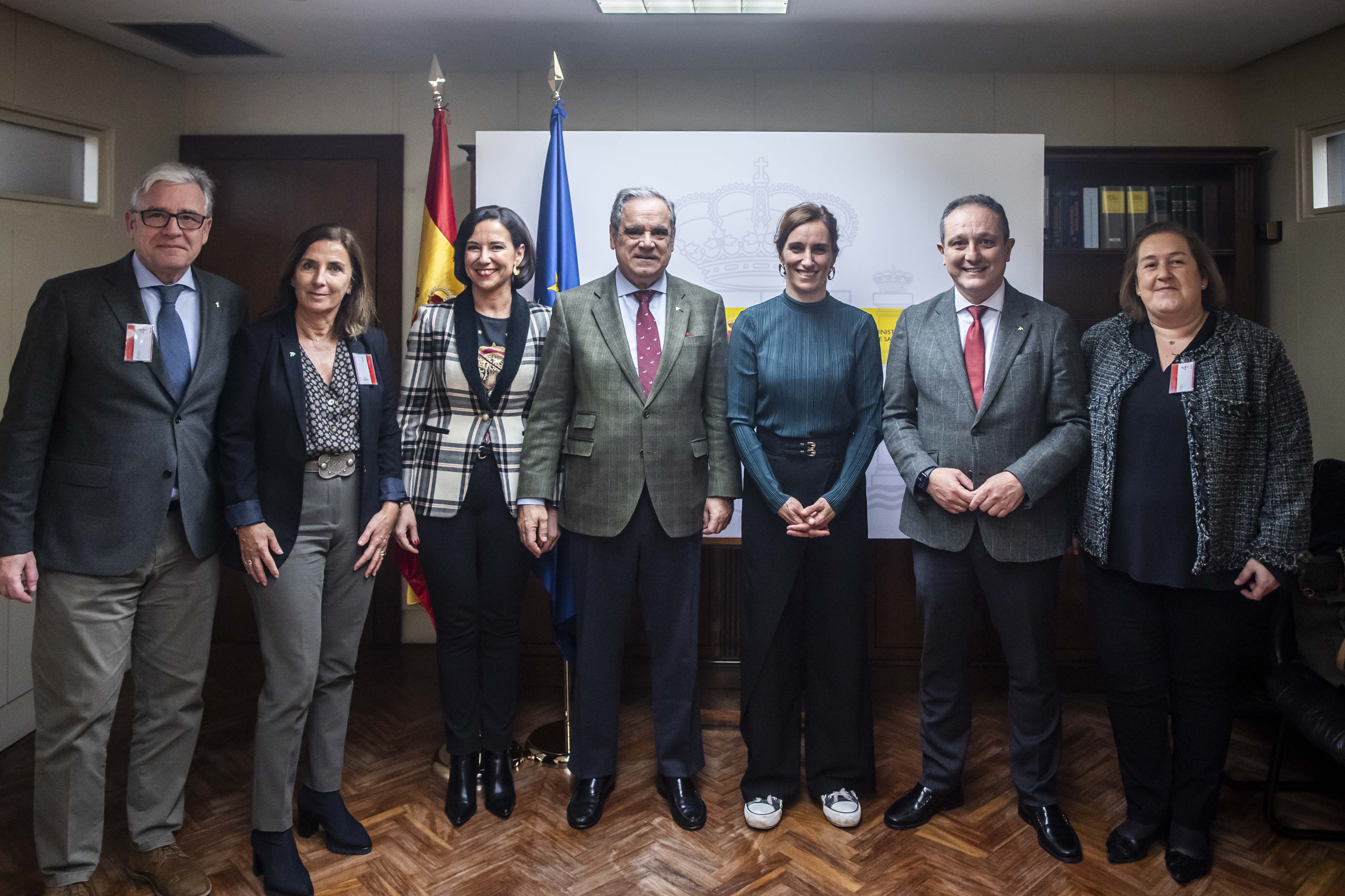 Los farmacéuticos ofrecen a Sanidad su disposición para fortalecer el SNS