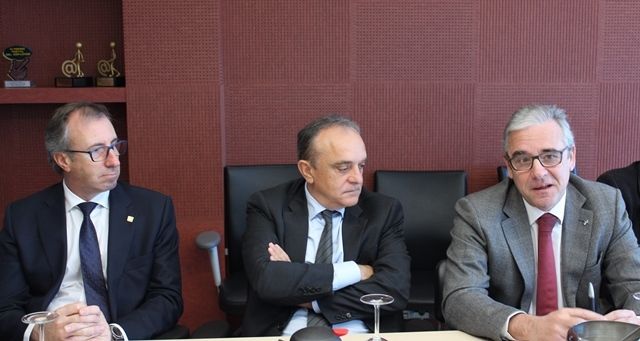 Las farmacias catalanas recaudan en un mes 180.000 euros para la construcción del nuevo hospital de día de Sant Joan de Déu