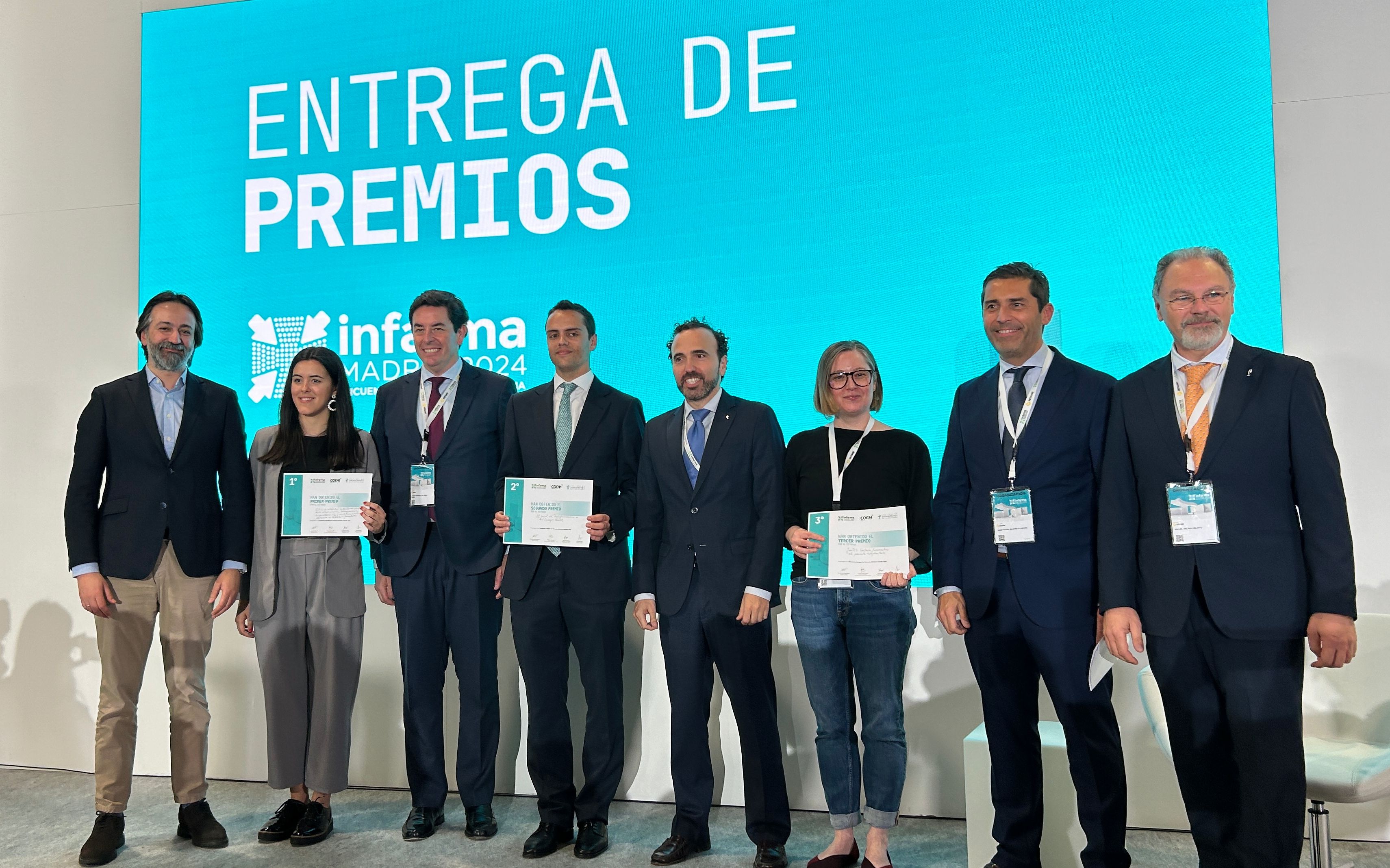 Entrega de premios de las comunicaciones científicas. Entrega de premios de las comunicaciones científicas.
