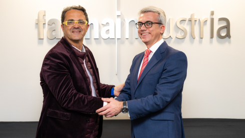 Juan Carrión, presidente de FEDER, y Jesús Ponce, presidente de Farmaindustria.