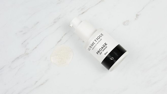Proage day serum. Proage day serum.