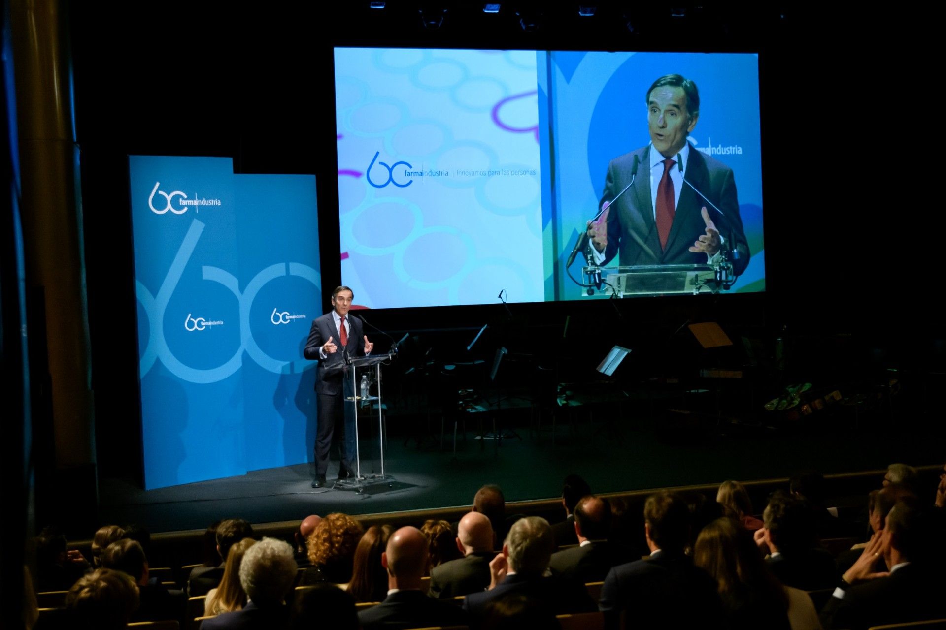 El impulso a la investigación biomédica centra el 60 aniversario de Farmaindustria