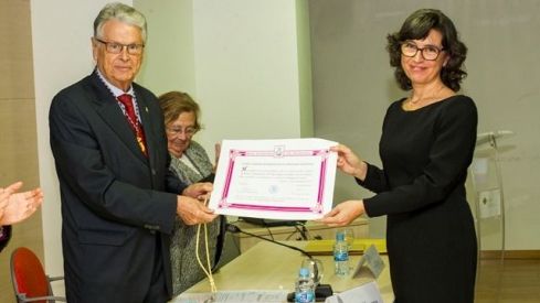 Alicia López Castellano ingresa en la Real Academia de Medicina de la Comunidad Valenciana