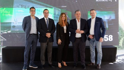 Jose Manuel Zaragoza, presidente de Apefa; Luis de Palacio, presidente de FEFE; Charo Fernández, directora de colectivos de BANCO SABADELL; Manuel Morado director general del Grupo Gollmann Iberia y Ángel Vives, Director de FEFE ONE Day.