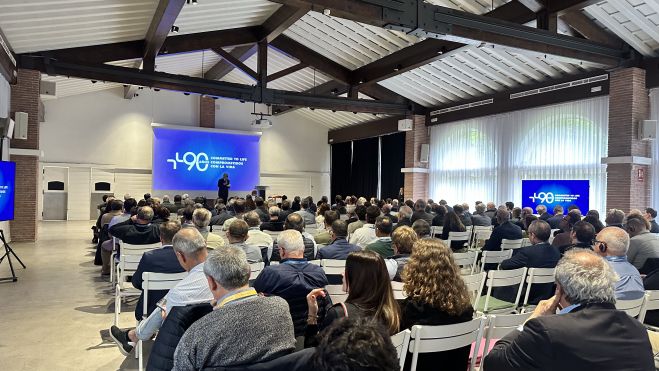 Un momento del acto de celebración del 90 aniversario. Un momento del acto de celebración del 90 aniversario.