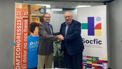 El Dr. Jesús Gómez, presidente de SOCFIC, y el Dr. Josep Vergés, presidente de OAFI y AECOSAR.