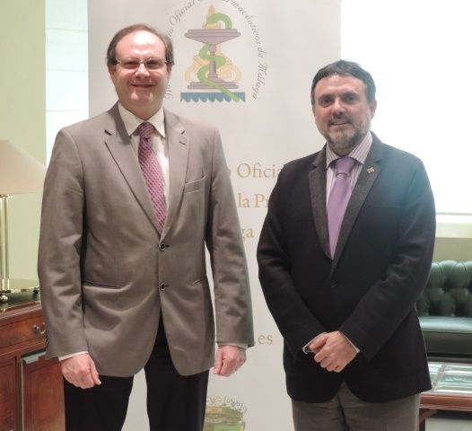 El COF de Málaga y SEFAC firman un acuerdo para impulsar los servicios profesionales farmacéuticos