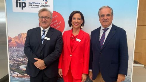 Paul Sinclair, Raquel Martínez y Jesús Aguilar.