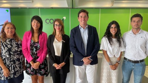 Los participantes en la clausura de las jornadas "Abordaje de la obesidad desde la oficina de farmacia".