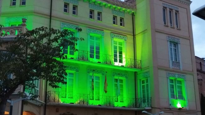 Arnedo iluminado de verde. Arnedo iluminado de verde.