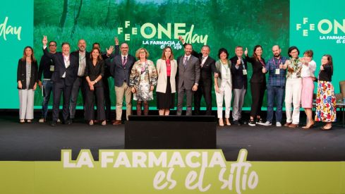 Imagen de todos los participantes en la edición anterior de "FEFE One Day"